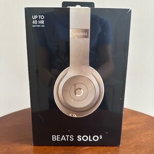 Solo3 Wireless On-Ear Headphones - Silver
